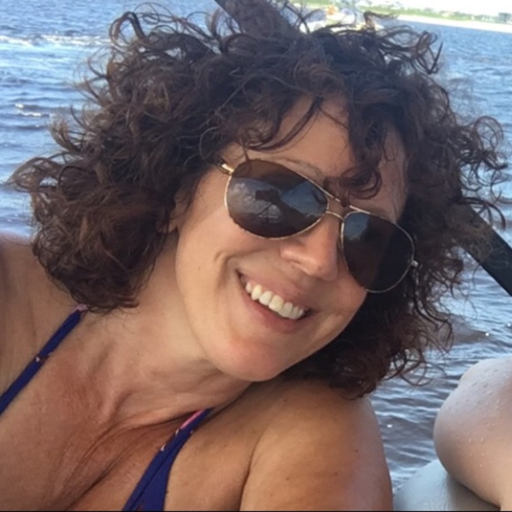 Meet your Posher, Lisa